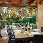 With Private Pool And Garden In Vila