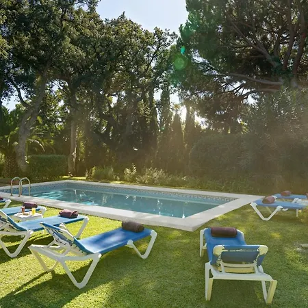 With Private Pool And Garden In *
