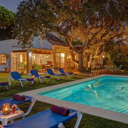 With Private Pool And Garden In Villa