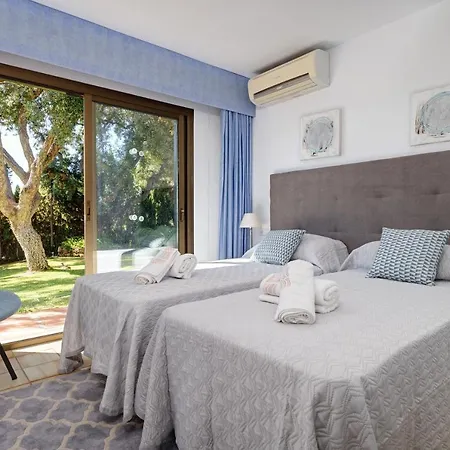With Private Pool And Garden In Villa *