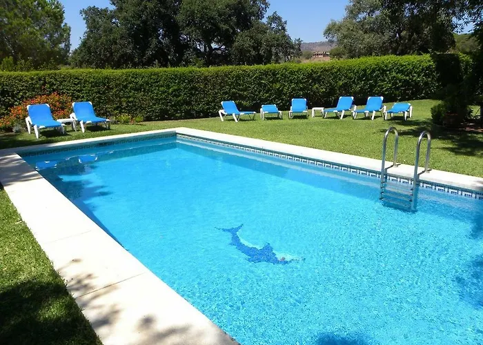 ヴィラ With Private Pool And Garden In マルベーリャ
