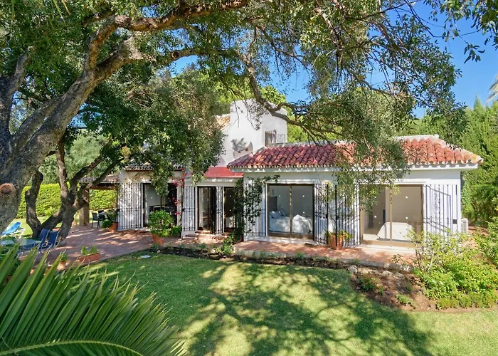 Villa With Private Pool&garden In